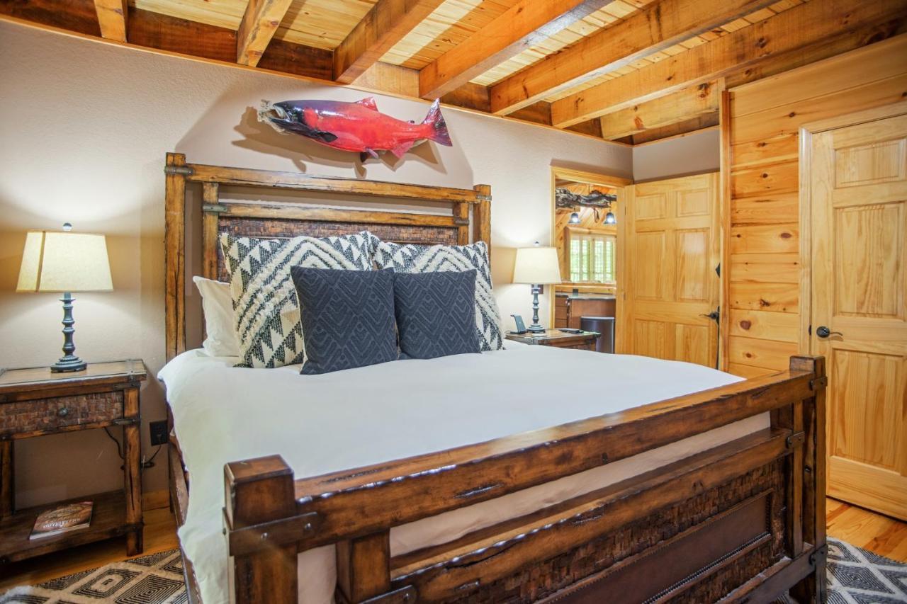 Iron Mountain Lodge - Beautiful Cabin With Forest & Mountain Views! Butler Exteriér fotografie
